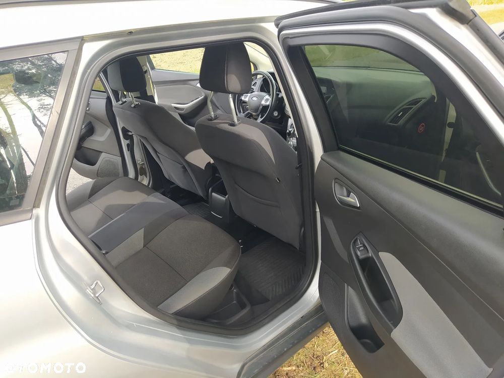 Ford Focus 1.6 TDCi Ambiente - 24