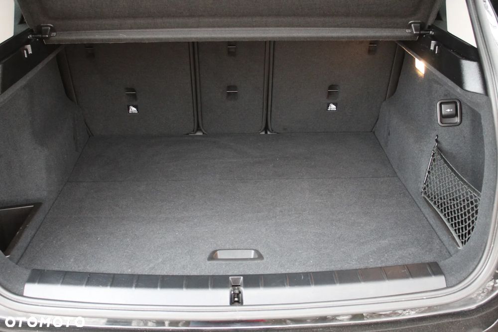 BMW X1 sDrive18d Advantage - 35