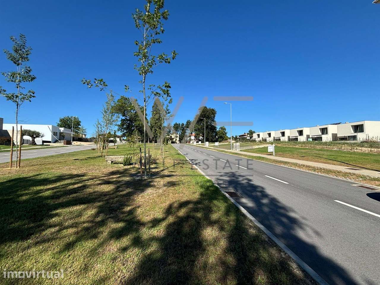 Lote de Terreno  Venda em Palmeira,Braga - Grande imagem: 2/7