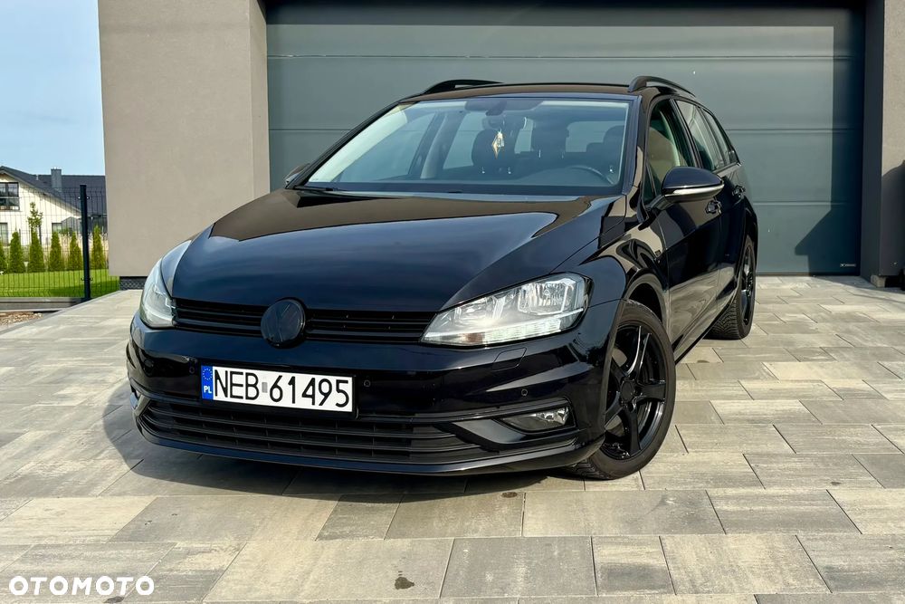 Volkswagen Golf 1.6 TDI SCR DSG Comfortline - 4