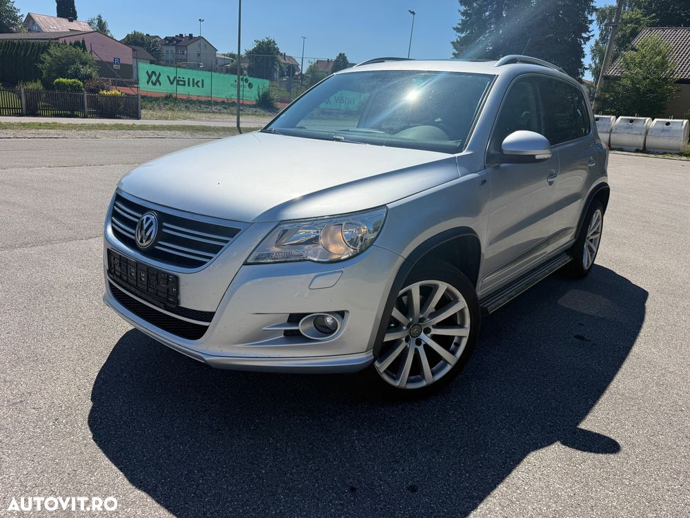 Volkswagen Tiguan - 1