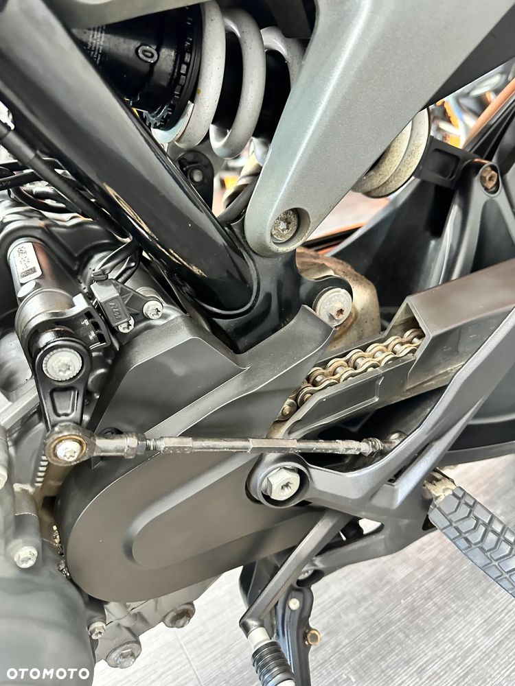 KTM Duke - 17