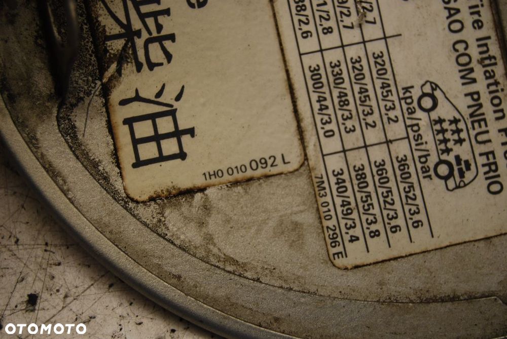 KLAPKA WLEWU PALIWA 1H0010092L LB7Z/ LA7W/ LB5N/ LD5Q SEAT ALHAMBRA LIFT 00-10 VW SHARAN LIFT SEAT TOLEDO II - 3