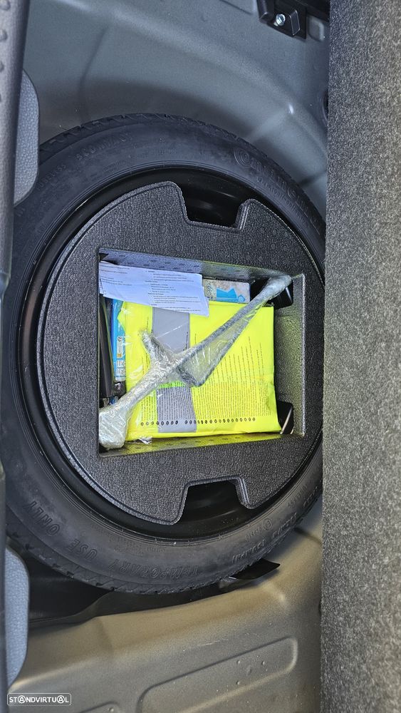 Toyota Yaris 1.5 HDF Premier Edition - 21