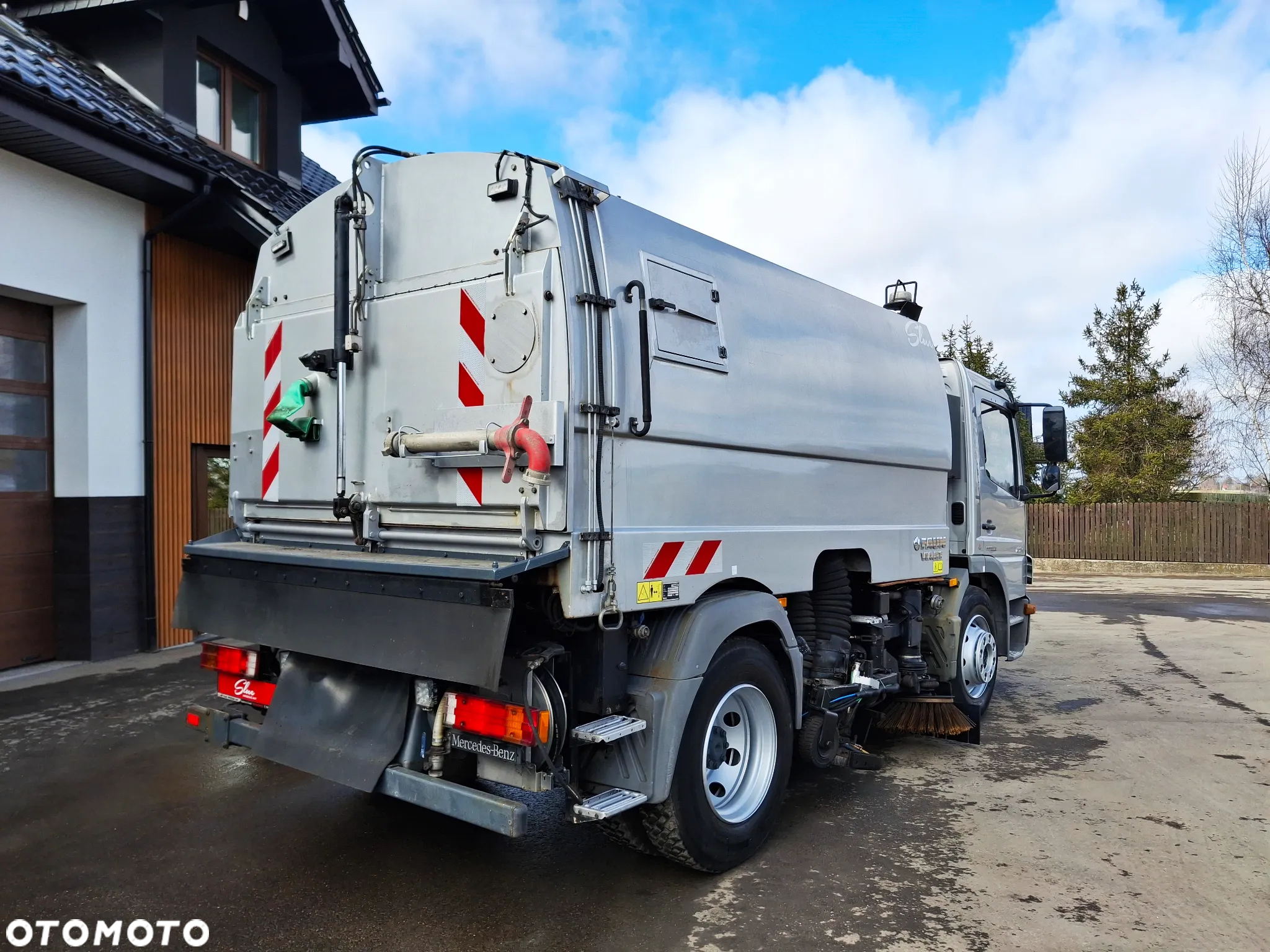 Mercedes-Benz Atego 1524 Zamiatarka FAUN Viajet Euro 5 EUnited PM10 Karcher Na Bębnie Regulowane Zawieszenie - 4