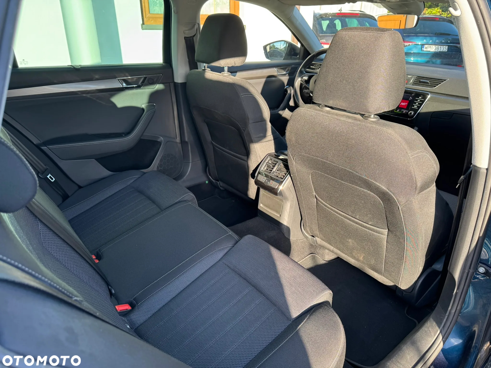 Skoda Superb 2.0 TDI SCR Style DSG - 11