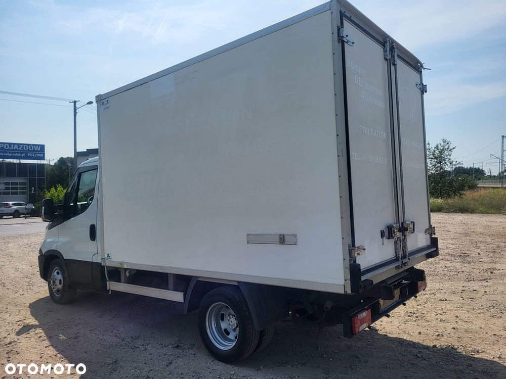 Iveco Daily 35C13 2015r IZOTERMA CHŁODNIA 230V MROŹNIA AGREGAT Bliźniaki - 14