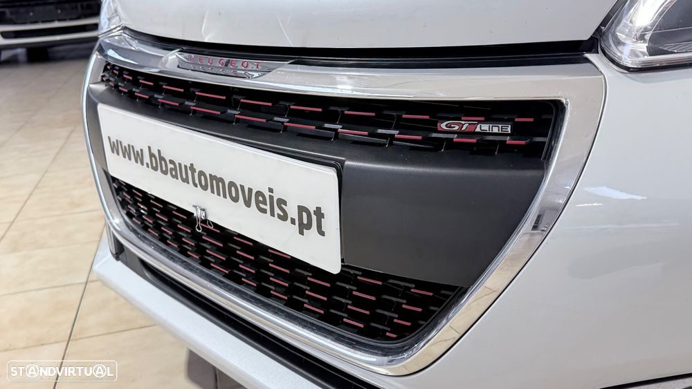 Peugeot 208 1.2 PureTech GT Line - 36