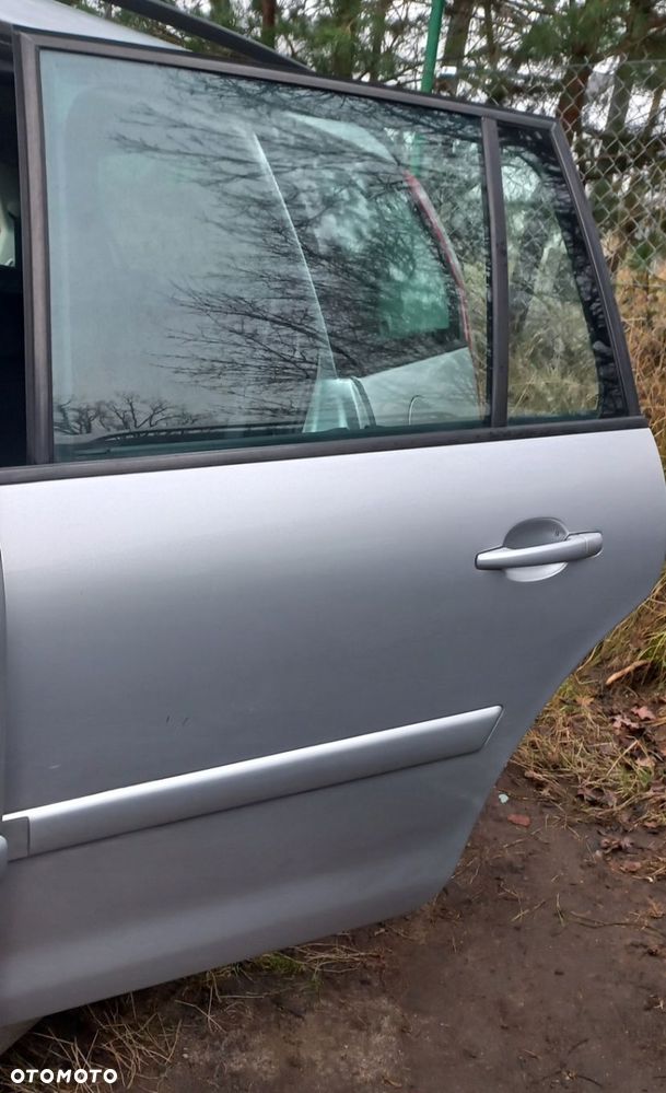 DRZWI TYLNE LEWE CITROEN GRAND PICASSO I 2006-2013 EZRC