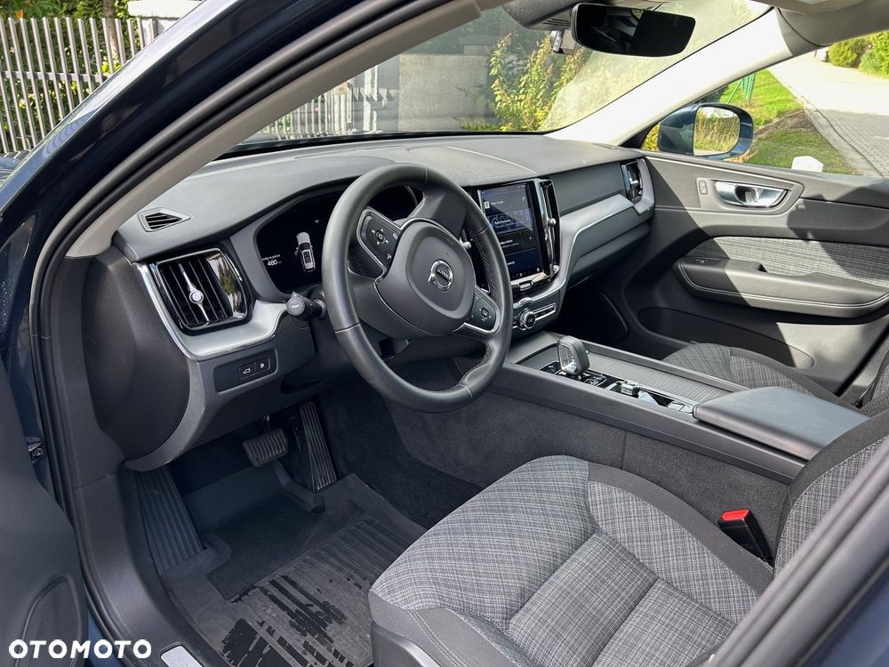Volvo XC 60 T6 Plug-In Hybrid AWD Core - 7
