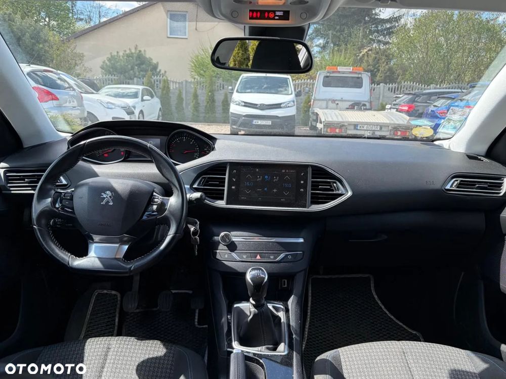 Peugeot 308 BlueHDi 130 Stop & Start Style - 14