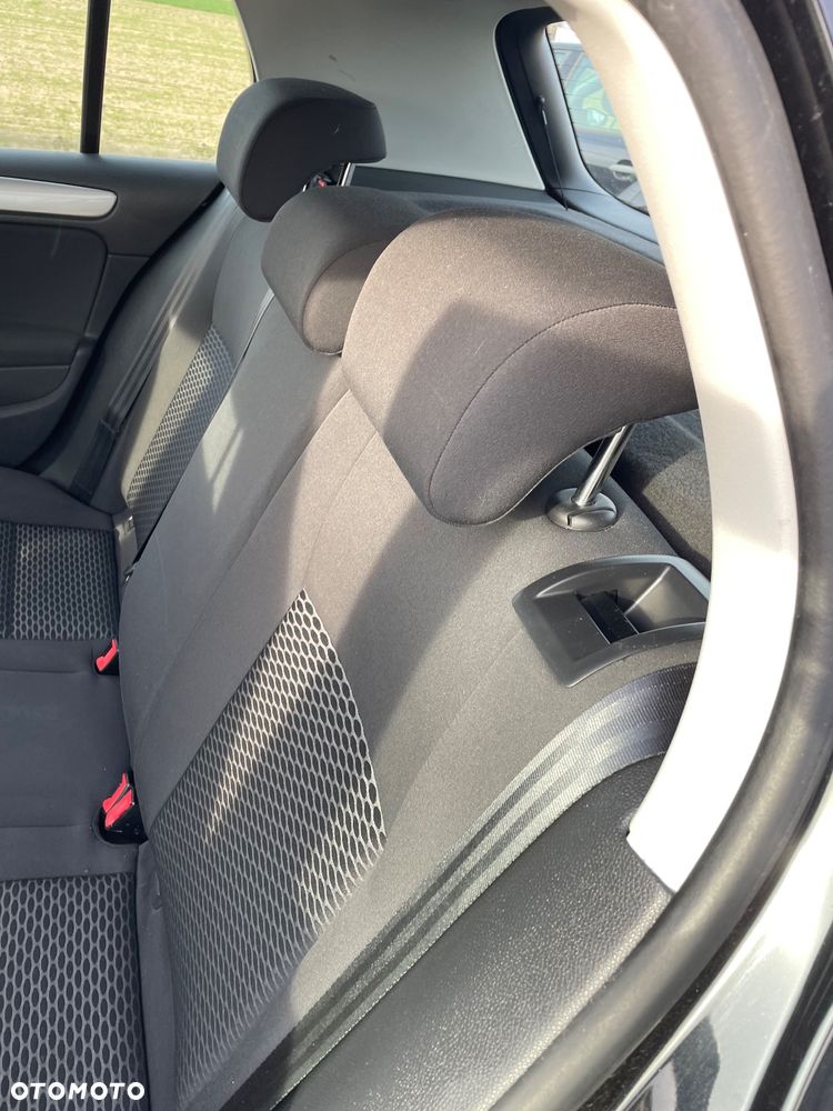 Volkswagen Golf 1.6 TDI BlueMotion Technology Trendline - 29