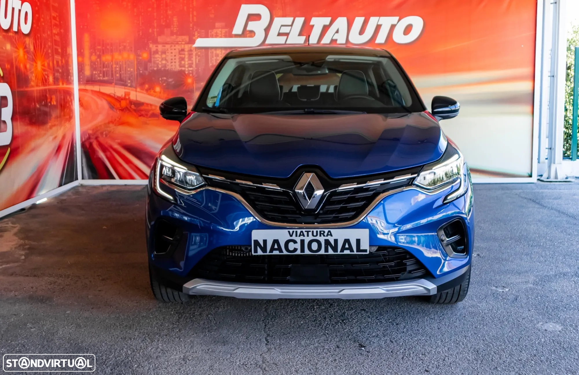 Renault Captur 1.0 TCe Exclusive - 2