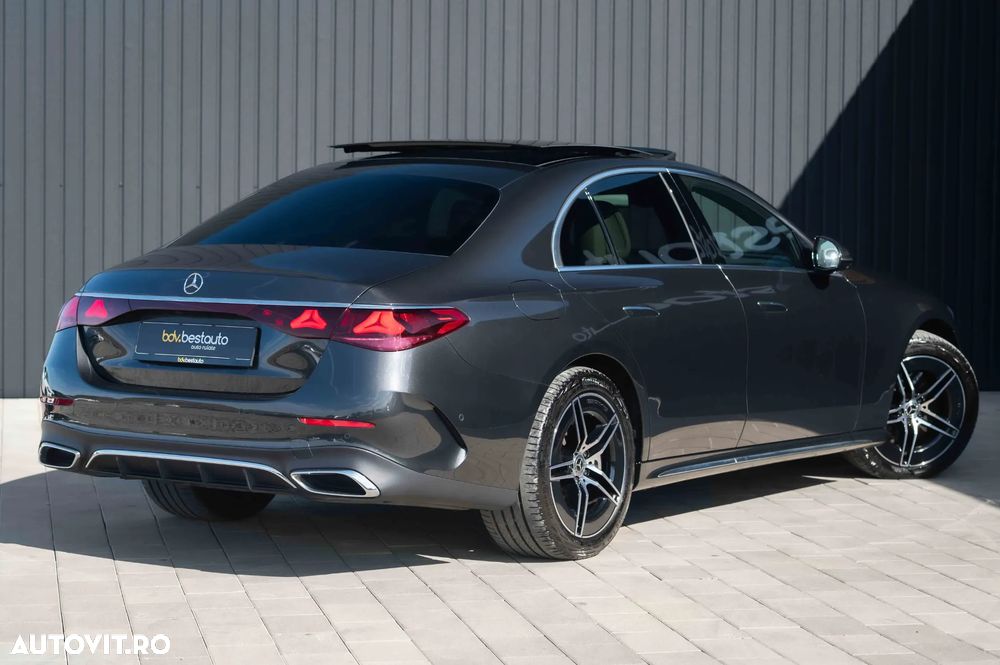 Mercedes-Benz E - 8