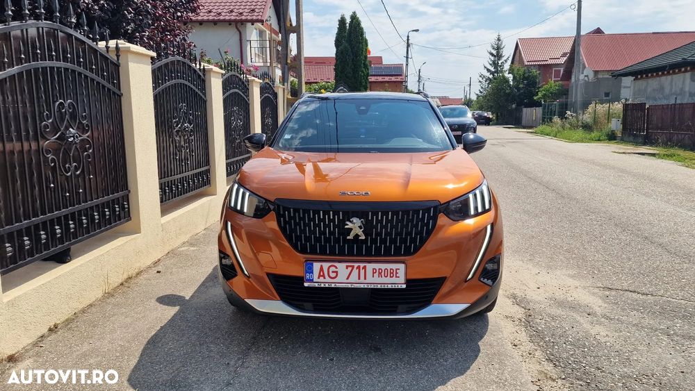 Peugeot 2008 1.2 L PureTech STT EAT8 GT Line - 2