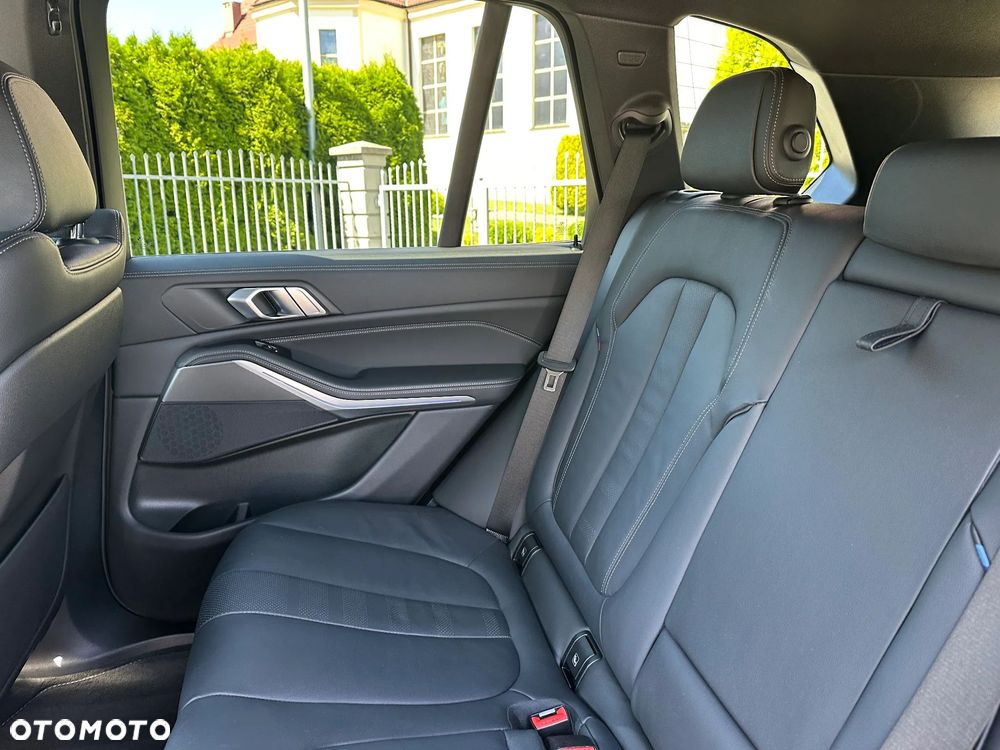 BMW X5 xDrive25d - 17