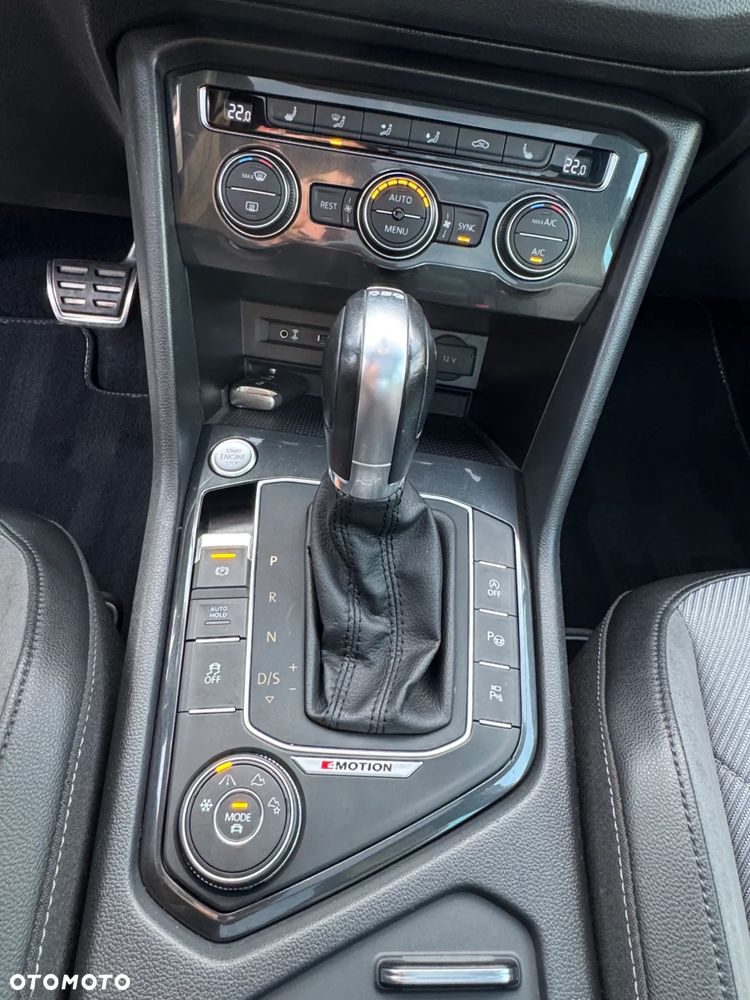 Volkswagen Tiguan 2.0 TDI SCR 4MOTION DSG Highline - 37
