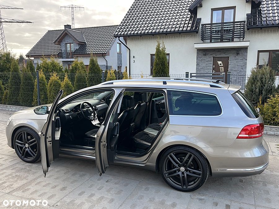 Volkswagen Passat 2.0 TDI Highline - 22