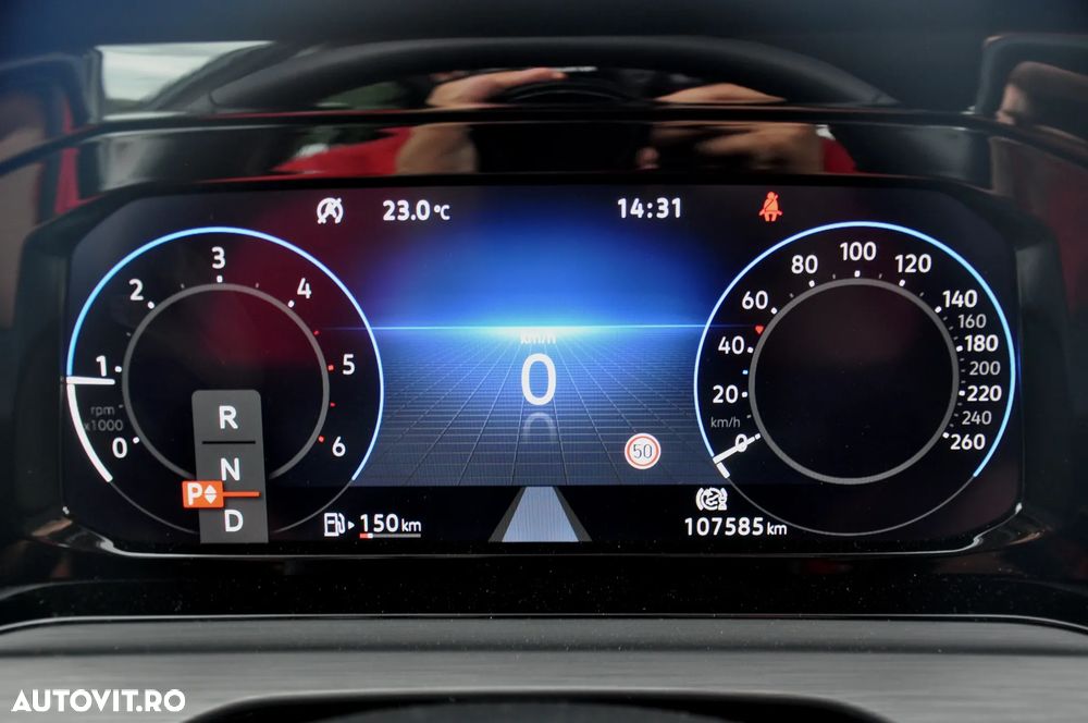 Volkswagen Golf 2.0 TDI DSG Style - 29