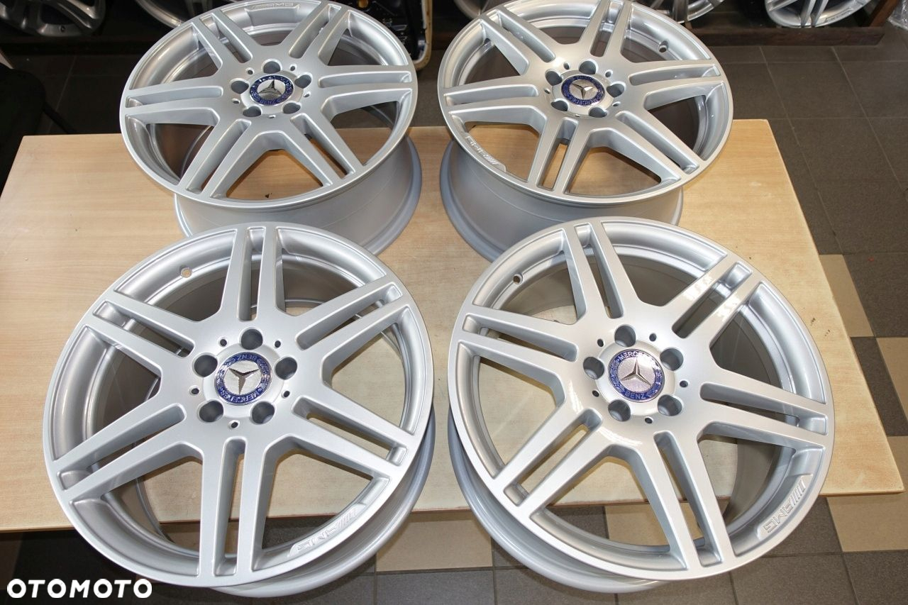 Mercedes w212 felgi 18 4szt e-klasa AMG IDEALNE w207 2124012302 - 2