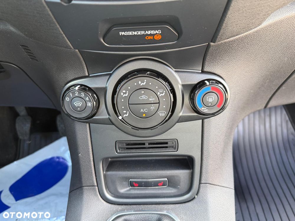 Ford Fiesta 1.25 SYNC Edition - 10