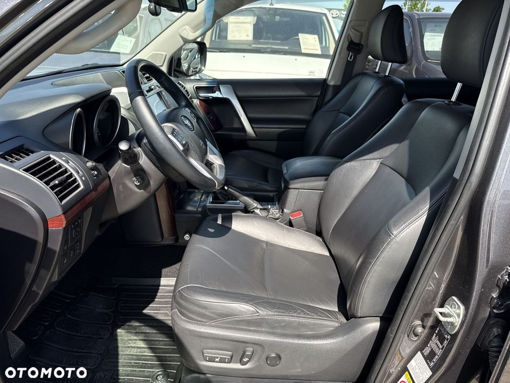 Toyota Land Cruiser LC 2.8 D-4D Invincible - 13