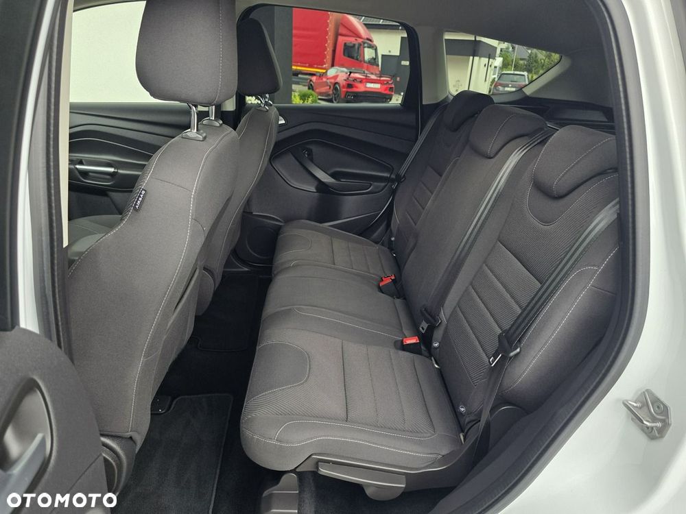 Ford Kuga 2.0 TDCi 2x4 SYNC - 7