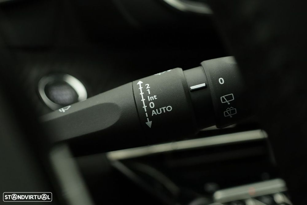 Peugeot e-208 51 kWh Allure - 18
