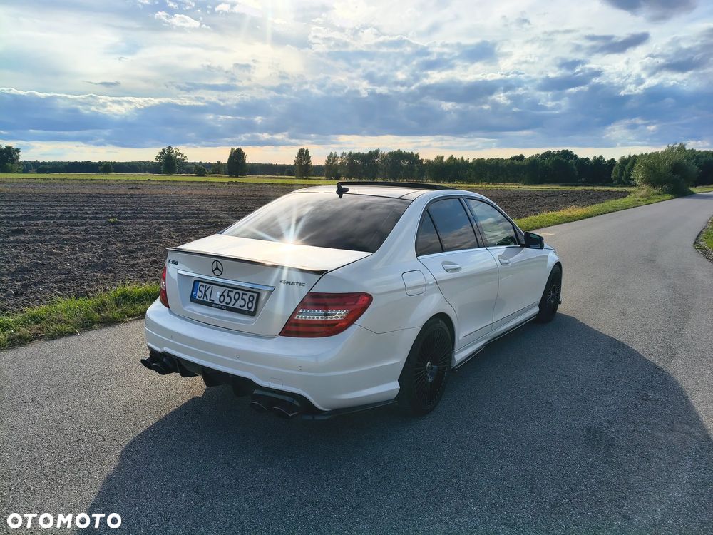 Mercedes-Benz Klasa C 350 4Matic (BlueEFFICIENCY) 7G-TRONIC Avantgarde - 9