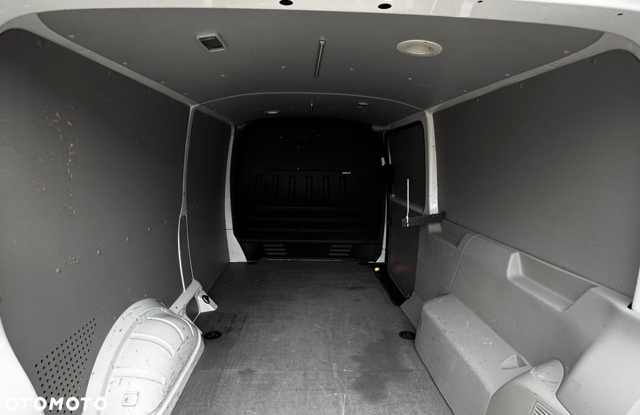 Volkswagen TRANSPORTER T6 - 23
