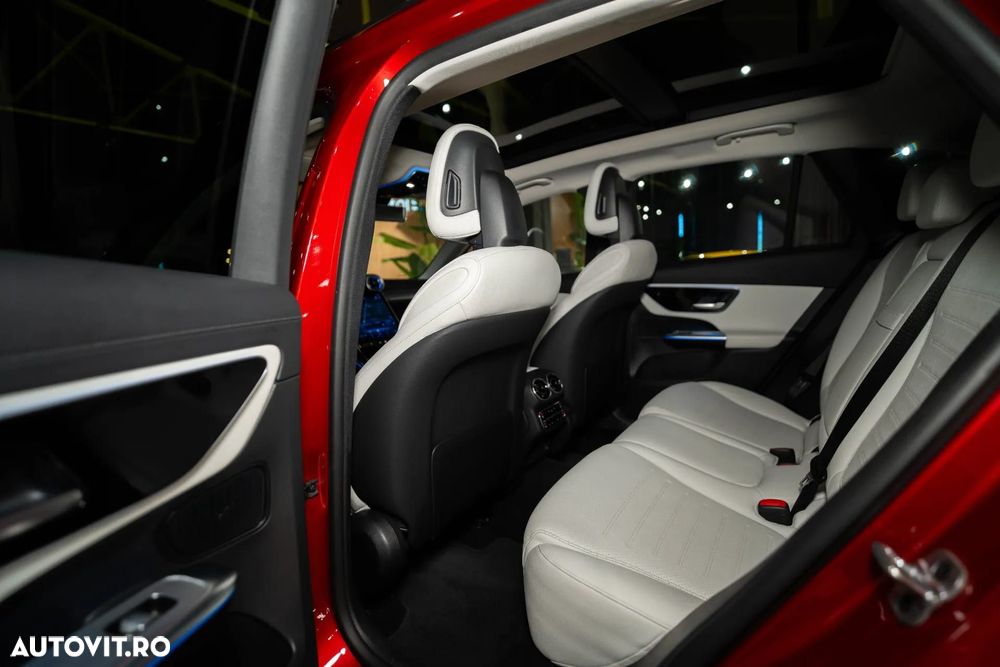 Mercedes-Benz GLC - 25