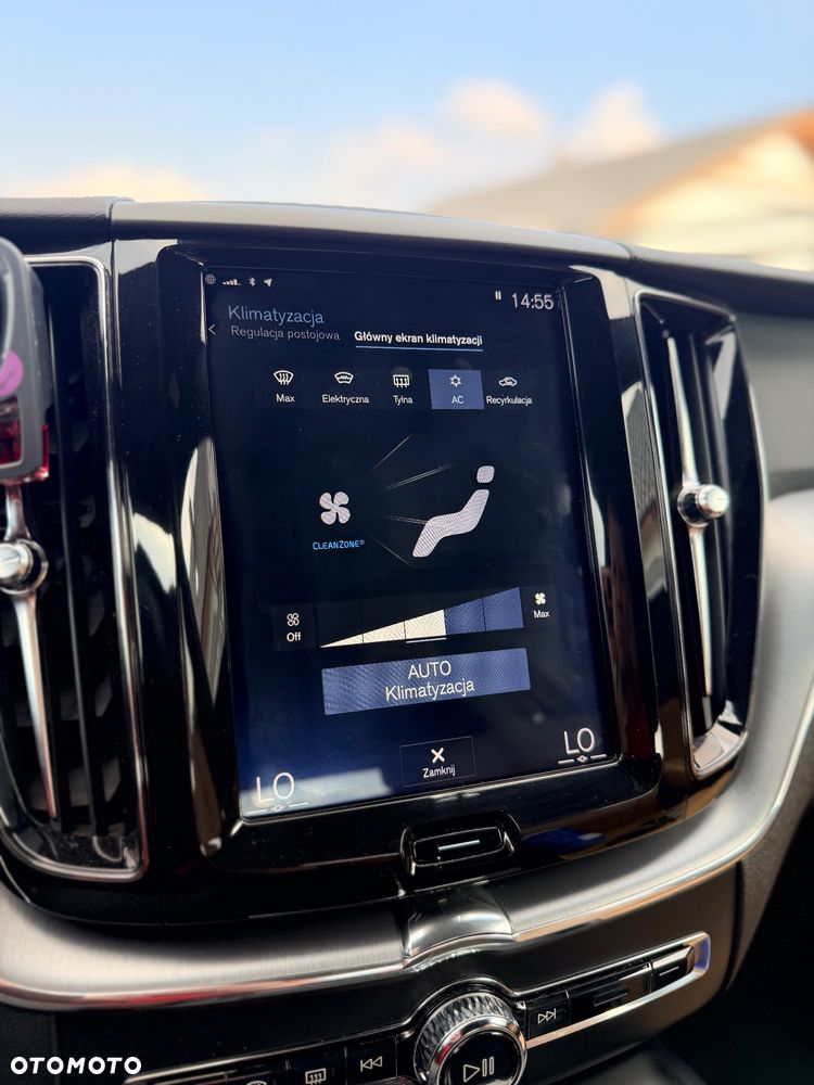 Volvo XC 60 D3 Momentum - 34