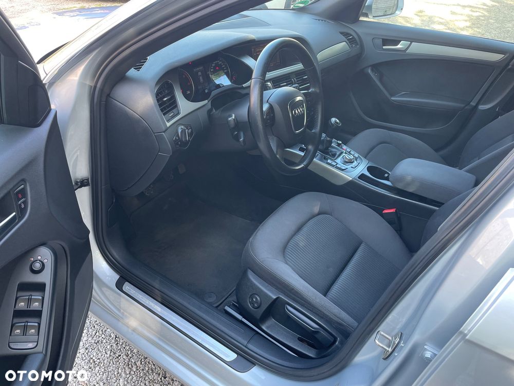Audi A4 Avant 2.0 TDI DPF Attraction - 14