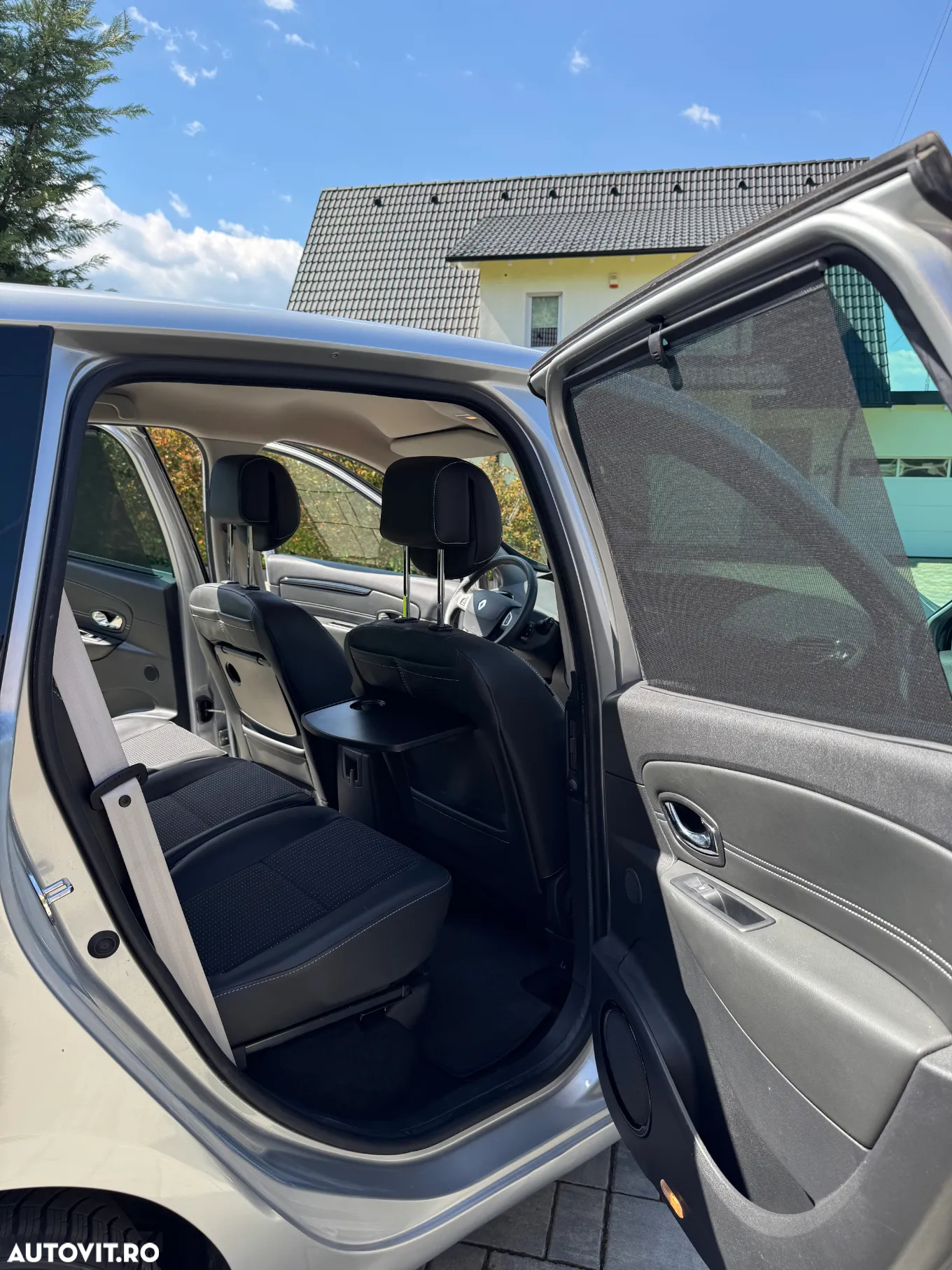 Renault Scenic - 10