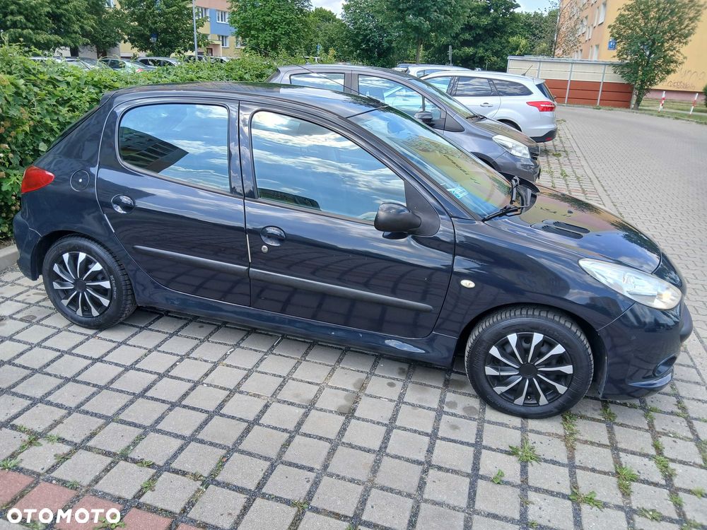 Peugeot 206 plus - 6