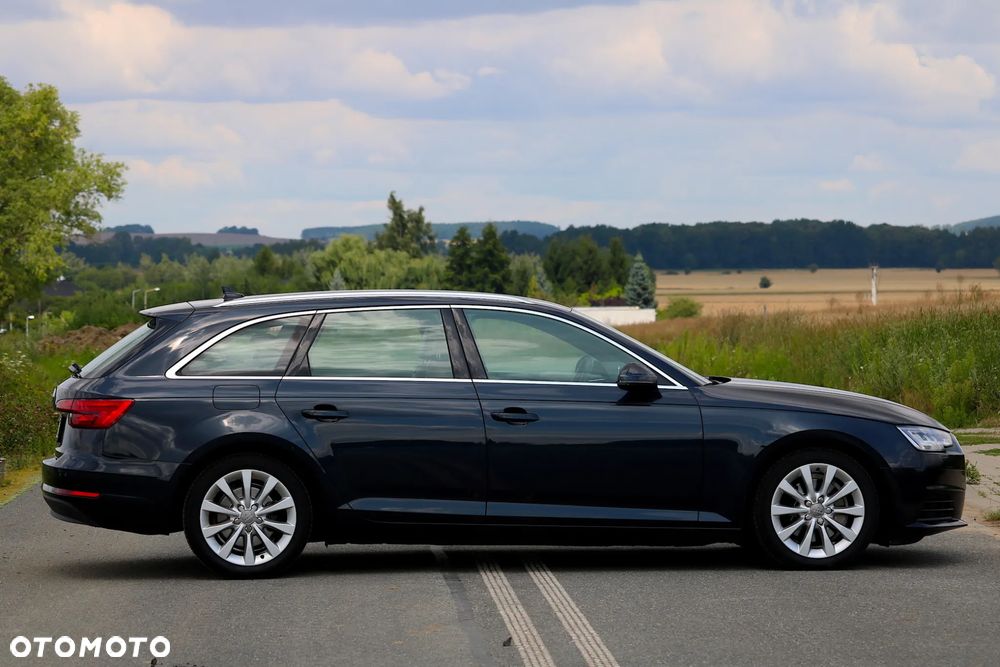 Audi A4 2.0 TDI Design - 4