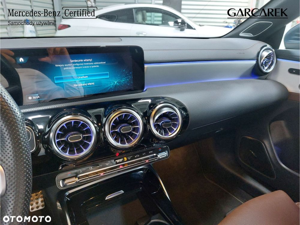 Mercedes-Benz CLA - 16