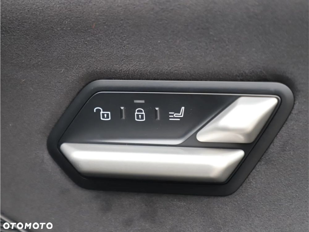 BMW iX3 50 xDrive 113.4kWh - 34
