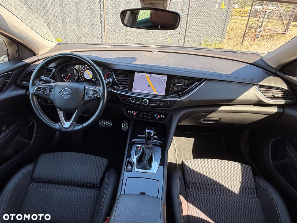 Opel Insignia - 9