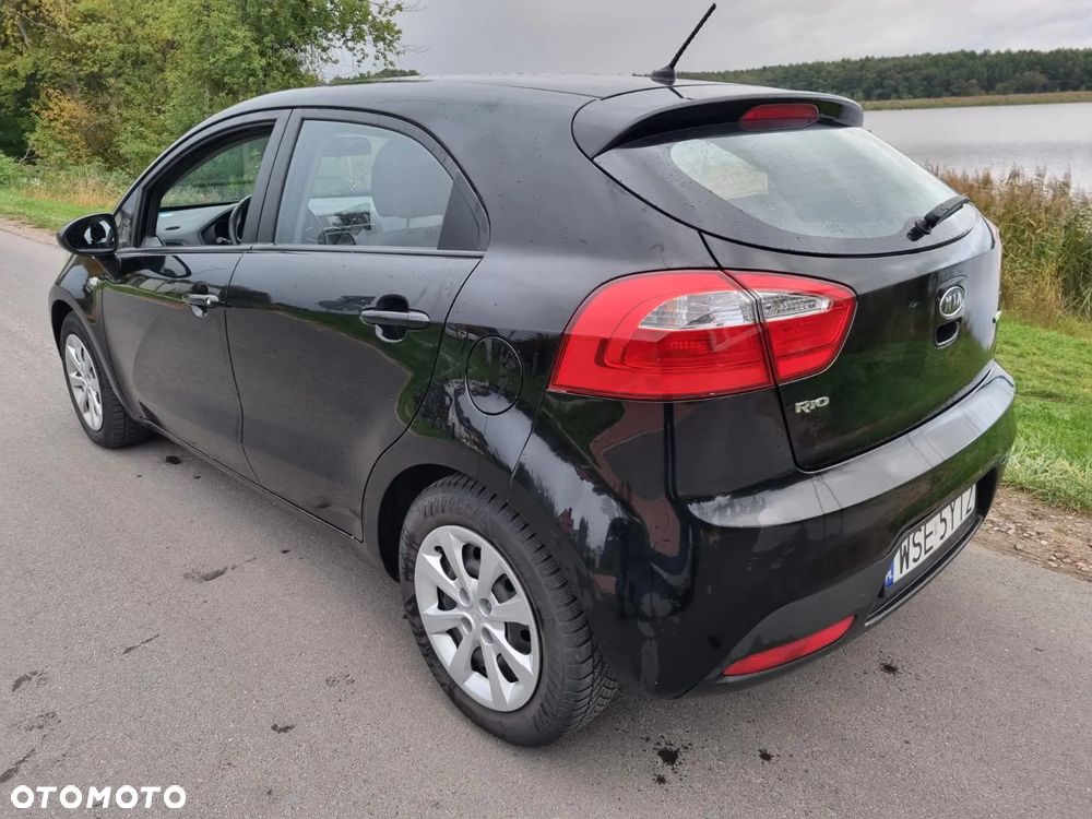Kia Rio 1.1 crdi M - 15