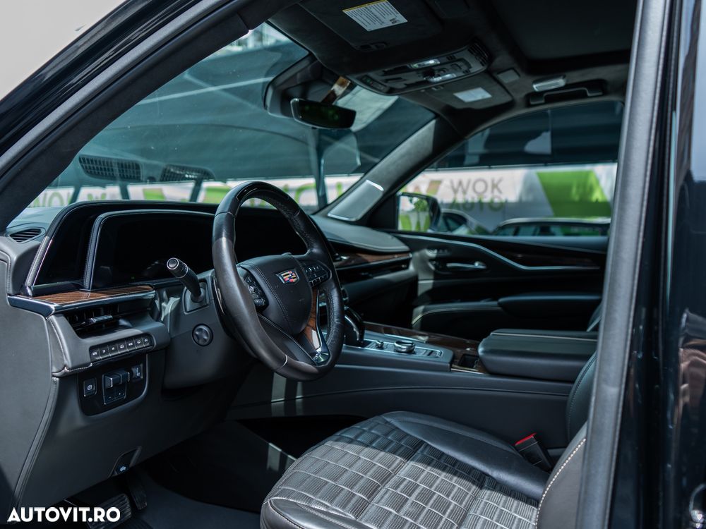 Cadillac Escalade - 23