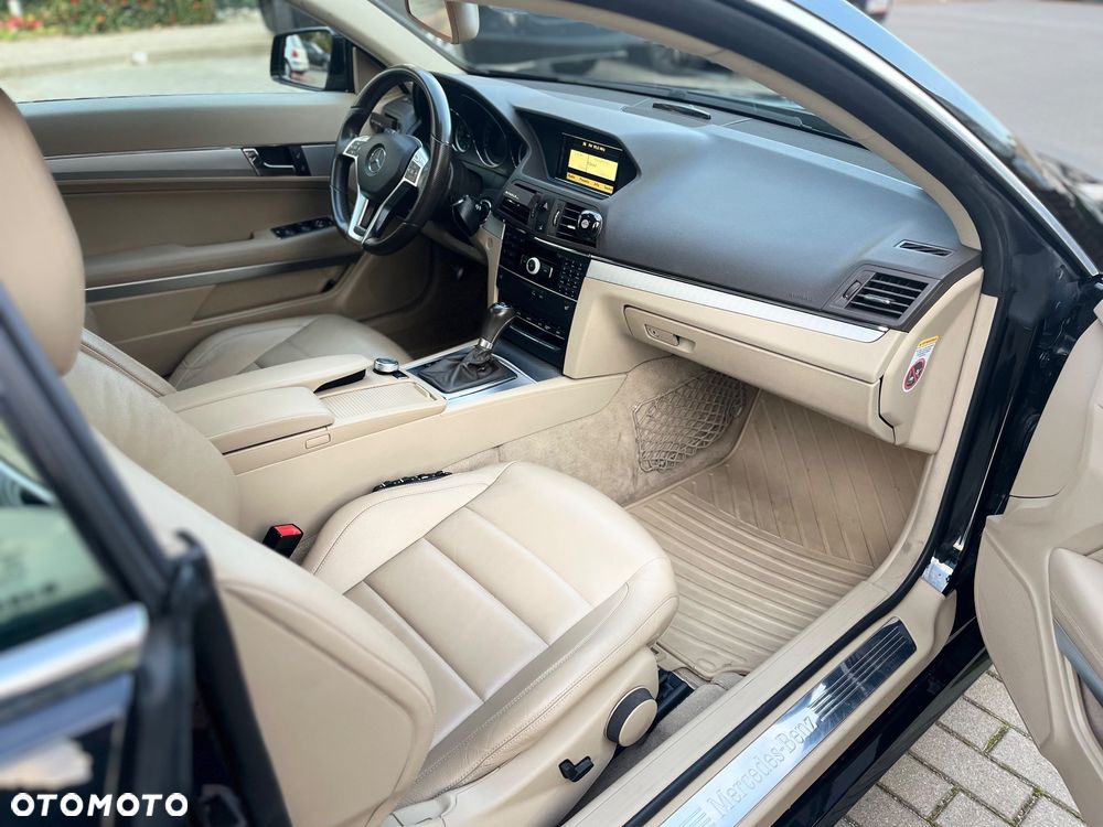 Mercedes-Benz Klasa E - 14