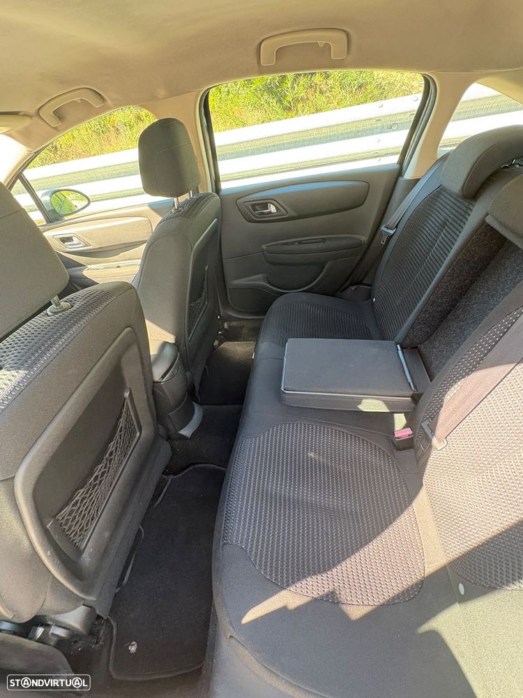 Citroën C4 1.6 HDi 110 VTR Pack - 7