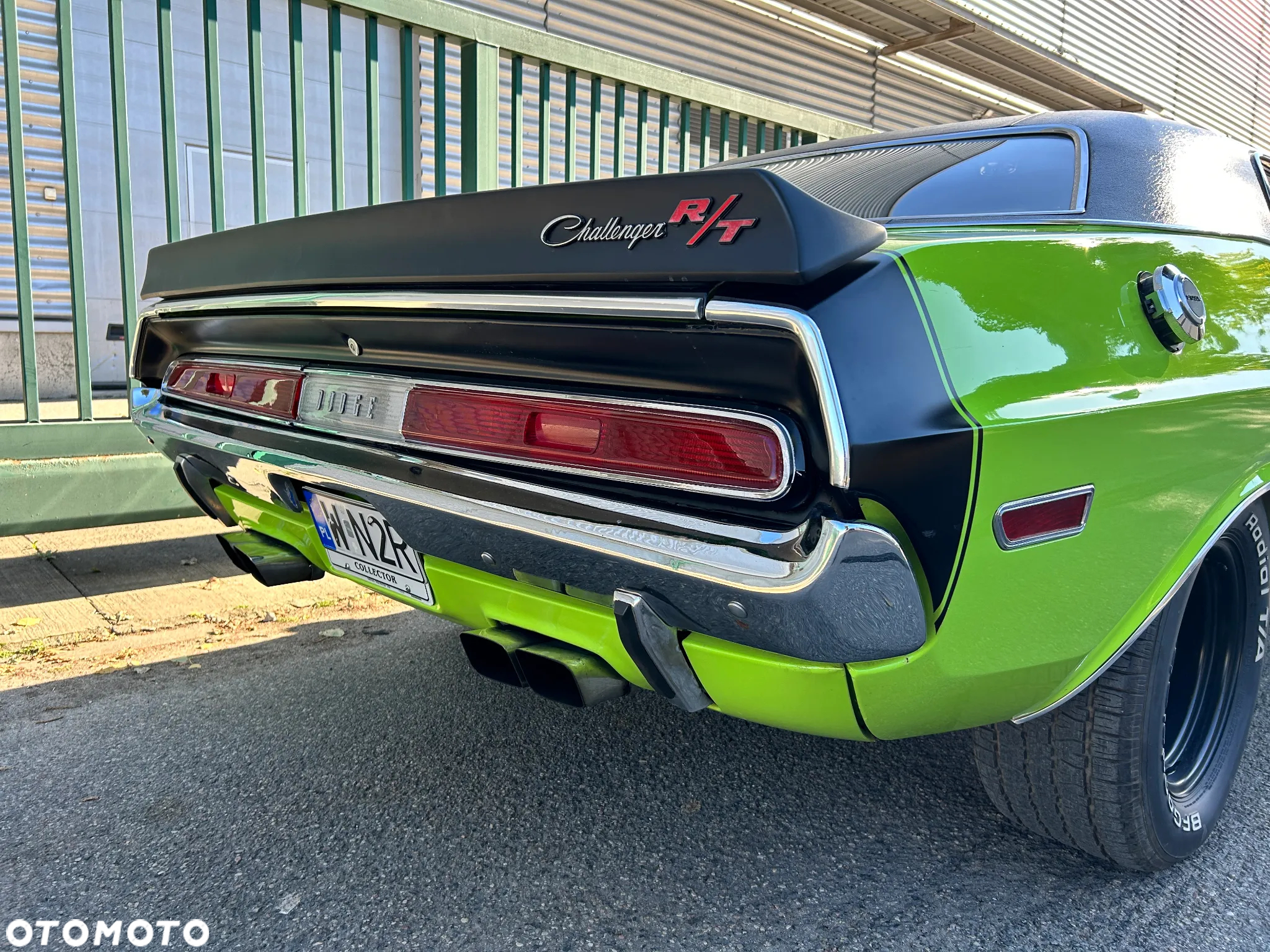 Dodge Challenger - 7