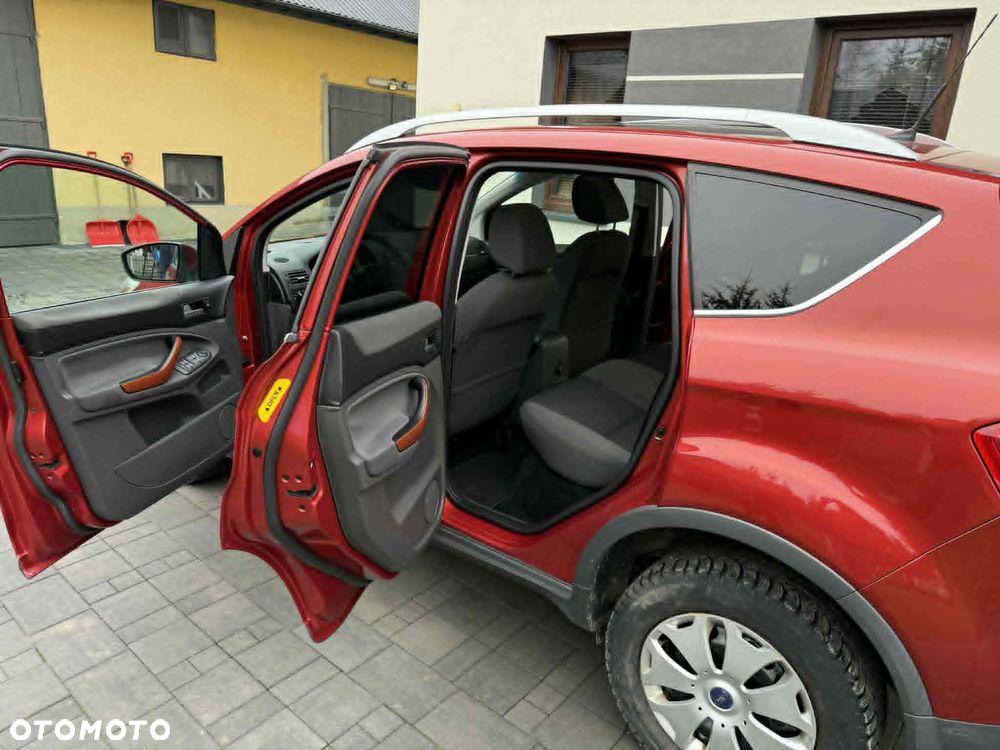 Ford Kuga 2.0 TDCi 4x4 Trend - 11