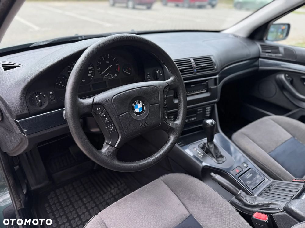 BMW Seria 5 - 14