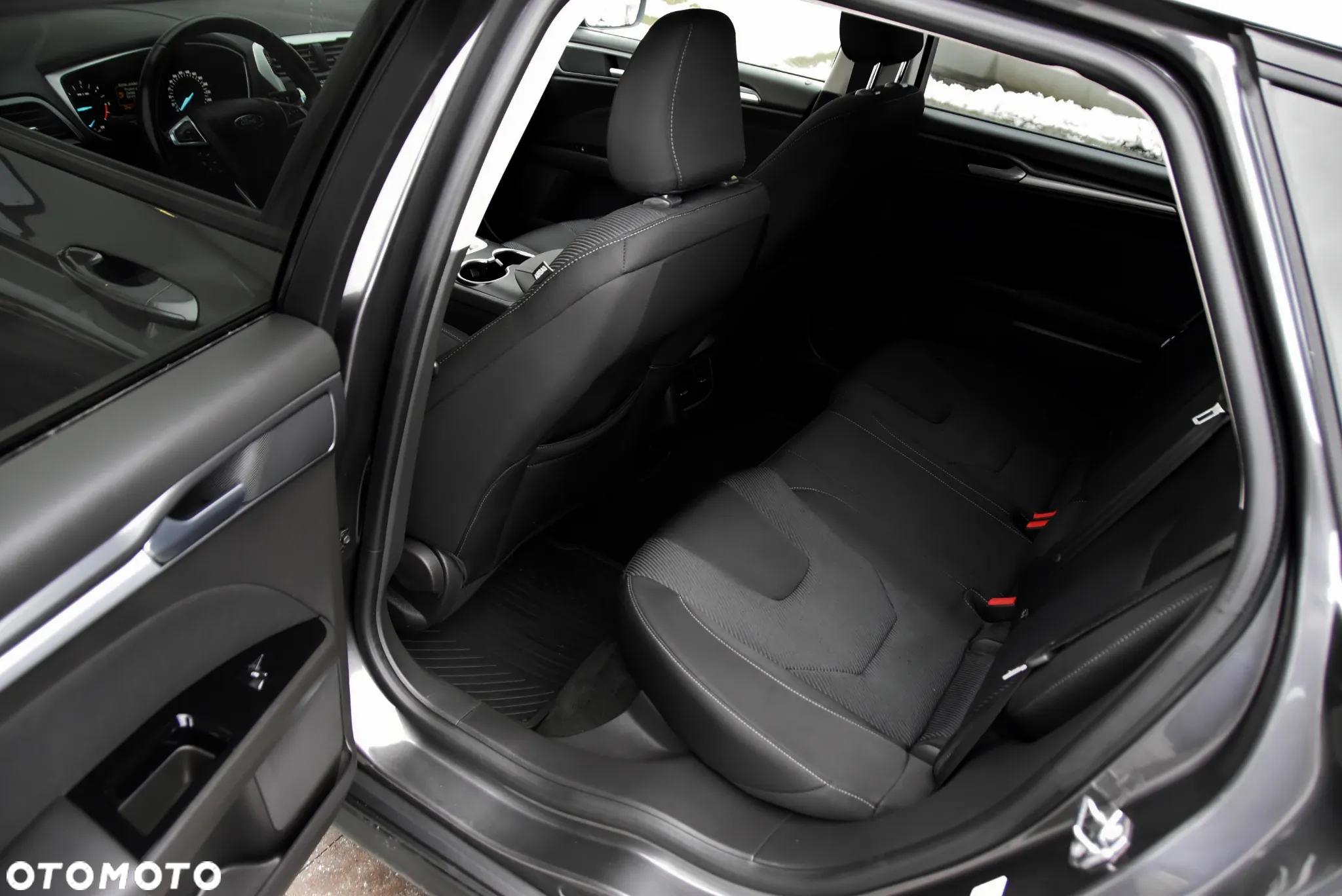 Ford Mondeo 2.0 TDCi Edition 4WD PowerShift - 25