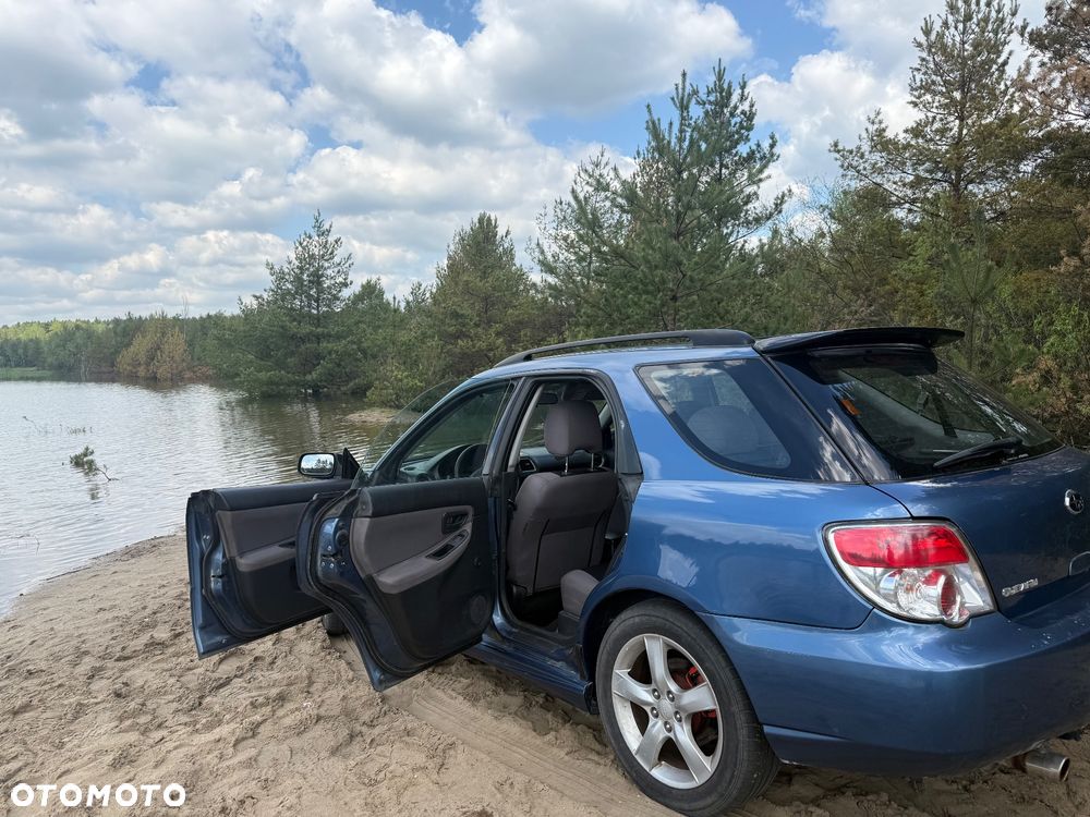 Subaru Impreza SW 2.0 RA - 11