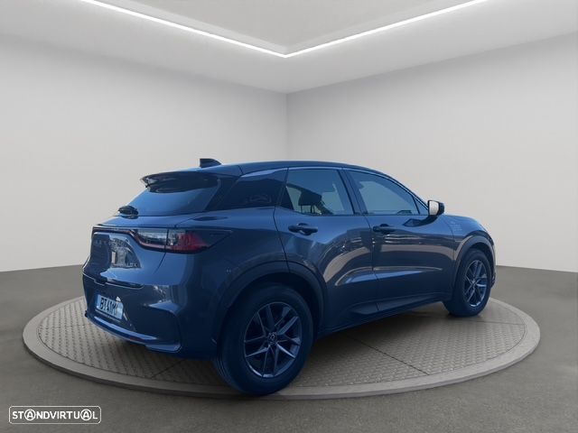 Lexus LBX Standard - 4