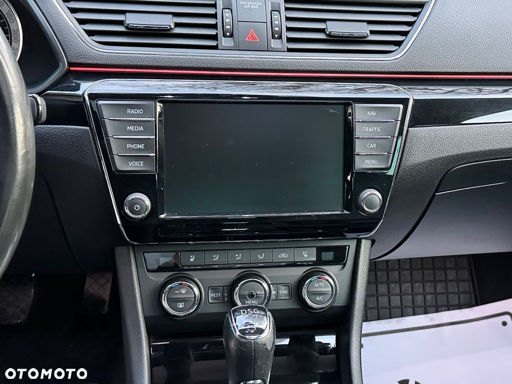 Skoda Superb 2.0 TDI DSG L&K - 18